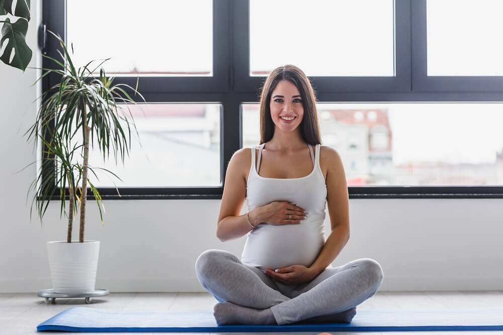 lo yoga in gravidanza